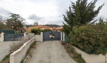 Belondrade Sandra Infirmière à Saint-Julien-les-Rosiers