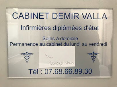 Scm Demir Valla, Infirmière à Andrézieux-Bouthéon