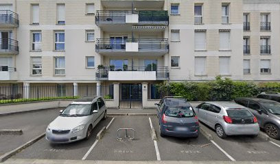 Gaël Tichit Infirmier À Domicile, Infirmière à Longjumeau