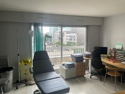 Benjamin Infirmier Libéral Infirmière à Courbevoie