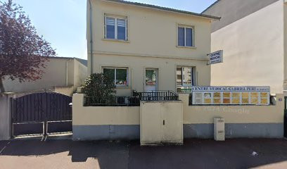 Clausse Cyril Infirmière à Saint-Cyr-l'École