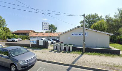 De Fontaines Anne-Liesse, Infirmière au Pian-Médoc