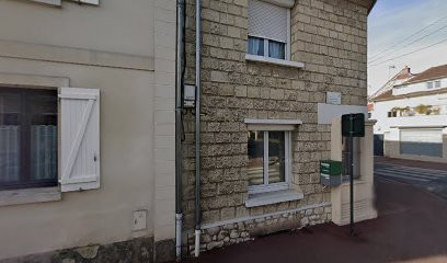 Infirmières Lherbier Cauzard Scp, Infirmière à l' Isle-Adam