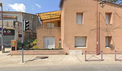 Chrichira Joubert Naima Infirmière à Sauveterre