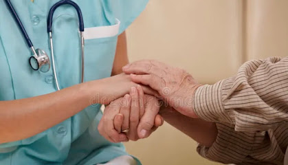 Ghith Houda Infirmière Ivry Sur Seine Infirmière à Ivry-sur-Seine