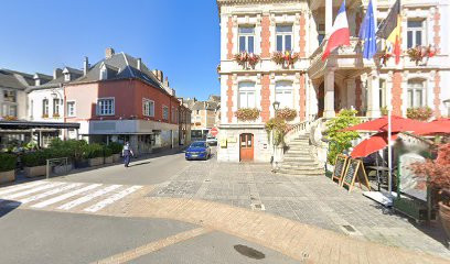 Nabila Krebs, Infirmière à Givet