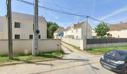 Hot Françoise, Infirmière à Nanteuil-lès-Meaux