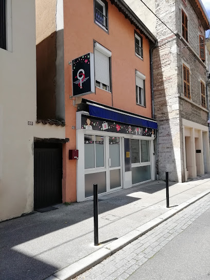 Infirmière Montluel Caparros Christelle, Infirmière à Montluel
