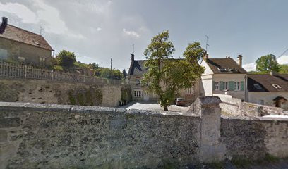 Ophélie Mahé, Adeline Deglos Et Anelise Pace, Infirmière à Bonneuil-en-Valois