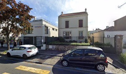 Agekanonix, Infirmière à Villeneuve-la-Garenne