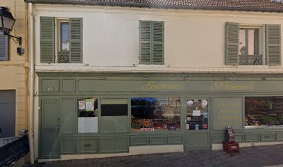 Crepet Aedamar, Infirmière à Louveciennes